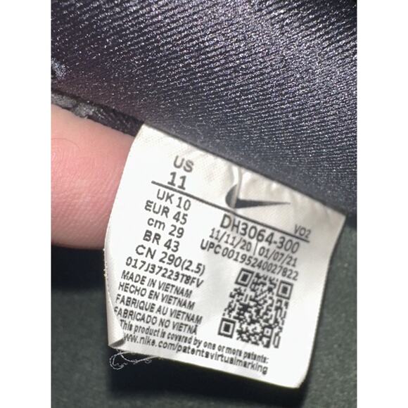 Nike x Undefeated Air Force 1 – Green – Size 11 – Used with Box - Picture 10 of 10